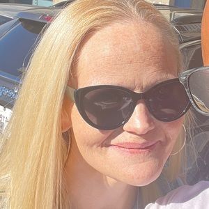 Meet your Posher, Kaitlyn